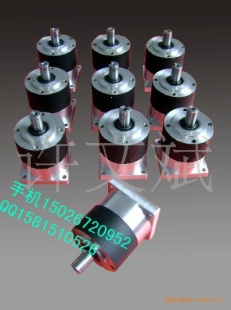 國(guó)產(chǎn)精密行星減速機(jī)PXS400減速器PXS減速箱